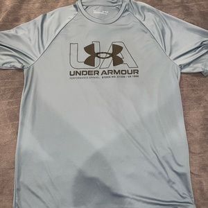 Under armor tee